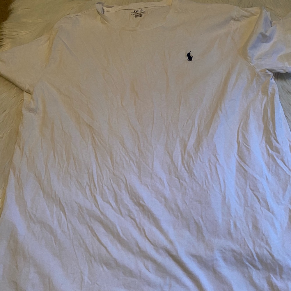 White T shirt